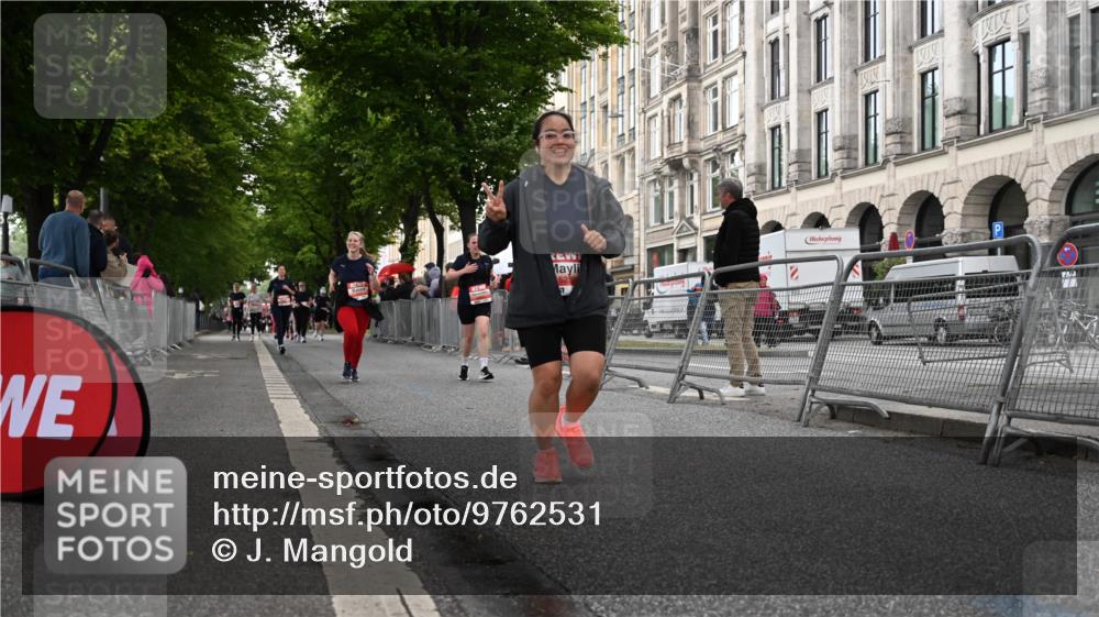 14.06.2026 - REWE Women's Run J. Mangold http://msf.ph/oto/9762531 14.06.2026 11:08:56 Ziel 5259, 5600, 5681, 5927 meine-sportfotos.de