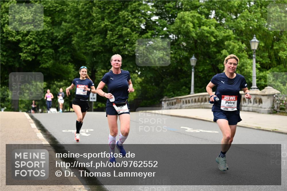 14.06.2026 - REWE Women's Run Dr. Thomas Lammeyer http://msf.ph/oto/9762552 14.06.2026 09:35:40 Laufen 10991, 10407, 257 meine-sportfotos.de