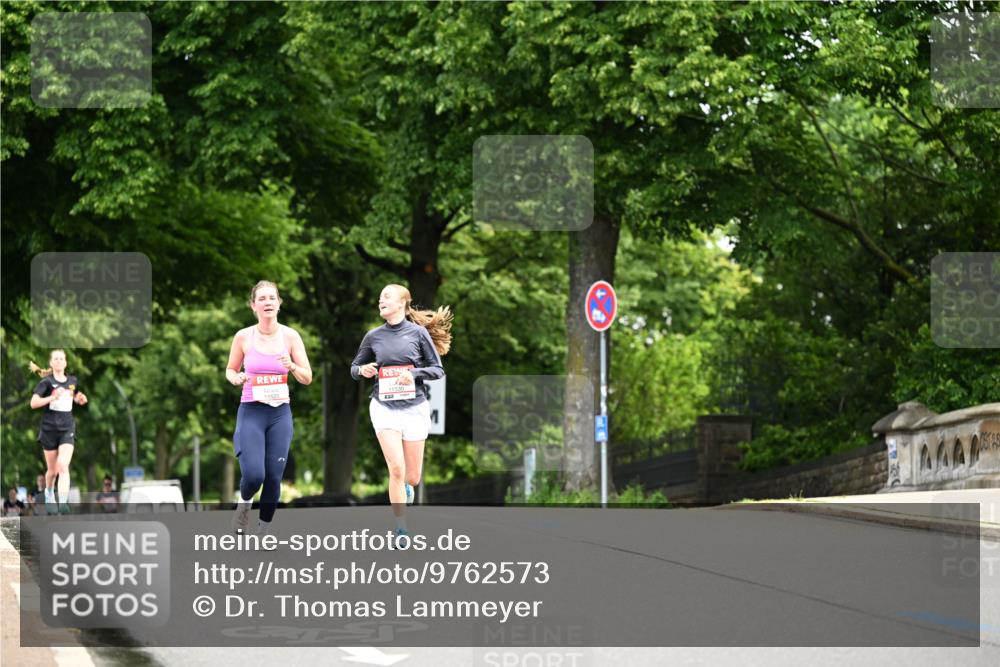 14.06.2026 - REWE Women's Run Dr. Thomas Lammeyer http://msf.ph/oto/9762573 14.06.2026 09:35:44 Laufen 11529 meine-sportfotos.de