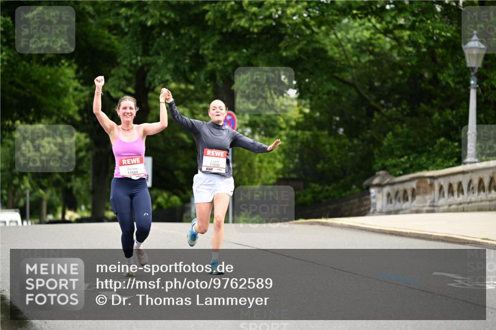 14.06.2026 - REWE Women's Run Dr. Thomas Lammeyer http://msf.ph/oto/9762589 14.06.2026 09:35:46 Laufen 11529, 11530 meine-sportfotos.de