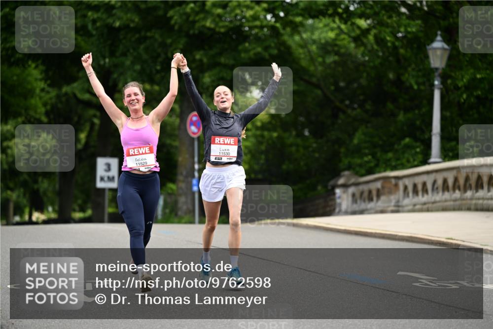 14.06.2026 - REWE Women's Run Dr. Thomas Lammeyer http://msf.ph/oto/9762598 14.06.2026 09:35:46 Laufen 3, 11529, 11530, 7 meine-sportfotos.de