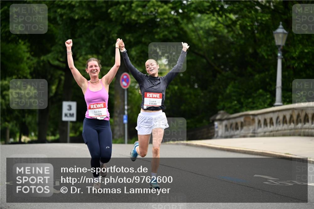 14.06.2026 - REWE Women's Run Dr. Thomas Lammeyer http://msf.ph/oto/9762600 14.06.2026 09:35:47 Laufen 3, 11529, 11530 meine-sportfotos.de
