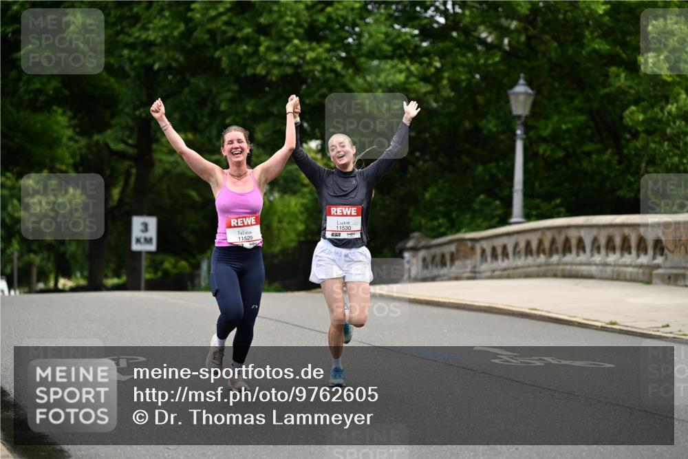 14.06.2026 - REWE Women's Run Dr. Thomas Lammeyer http://msf.ph/oto/9762605 14.06.2026 09:35:47 Laufen 3, 11529, 11530, 7 meine-sportfotos.de