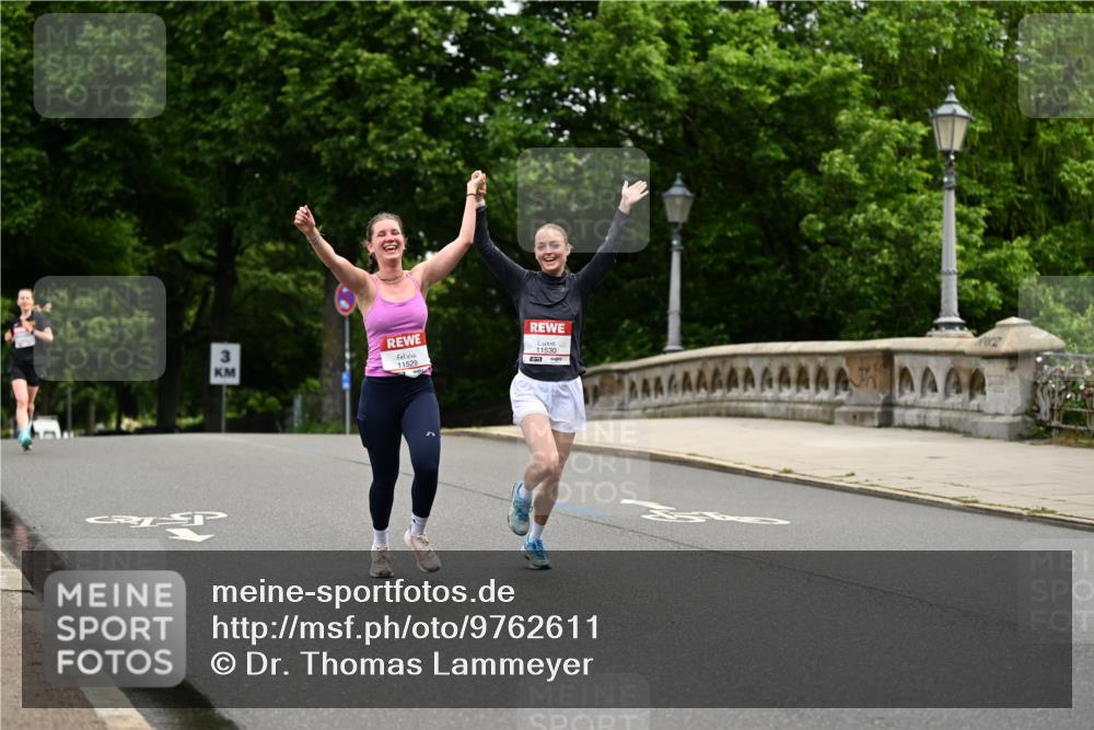 14.06.2026 - REWE Women's Run Dr. Thomas Lammeyer http://msf.ph/oto/9762611 14.06.2026 09:35:47 Laufen 33, 11529, 11530 meine-sportfotos.de