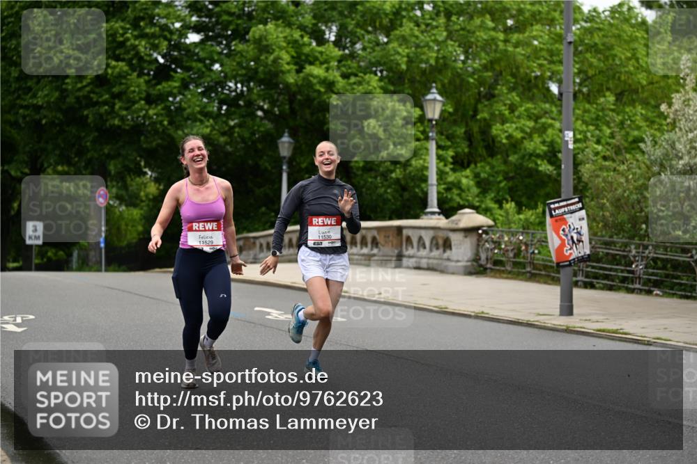 14.06.2026 - REWE Women's Run Dr. Thomas Lammeyer http://msf.ph/oto/9762623 14.06.2026 09:35:48 Laufen 3, 11530, 11529, 57 meine-sportfotos.de