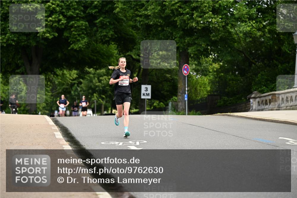 14.06.2026 - REWE Women's Run Dr. Thomas Lammeyer http://msf.ph/oto/9762630 14.06.2026 09:35:50 Laufen 10273, 3 meine-sportfotos.de