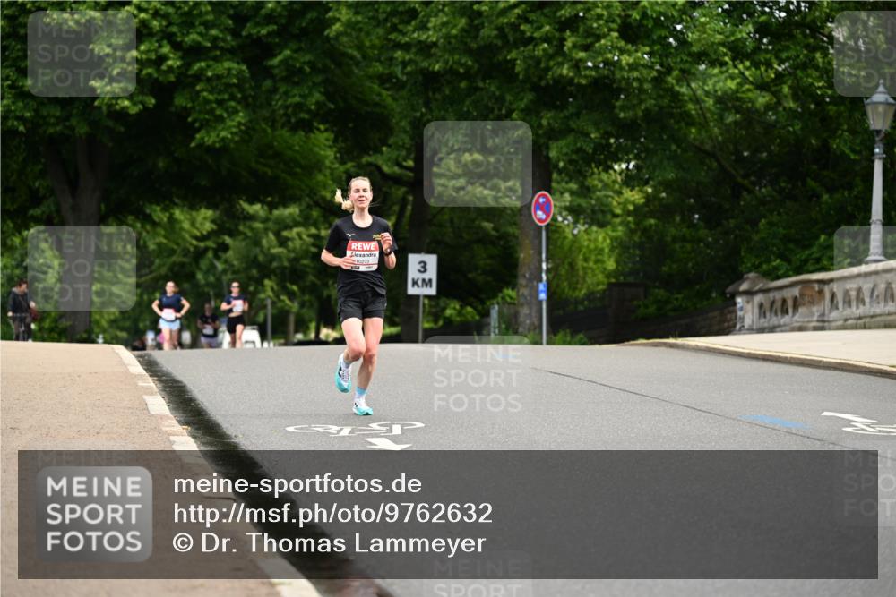 14.06.2026 - REWE Women's Run Dr. Thomas Lammeyer http://msf.ph/oto/9762632 14.06.2026 09:35:50 Laufen 10273, 3 meine-sportfotos.de