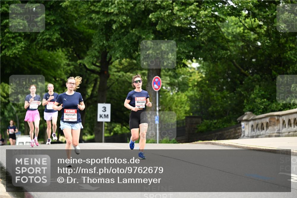 14.06.2026 - REWE Women's Run Dr. Thomas Lammeyer http://msf.ph/oto/9762679 14.06.2026 09:35:59 Laufen 3, 10741, 11360 meine-sportfotos.de