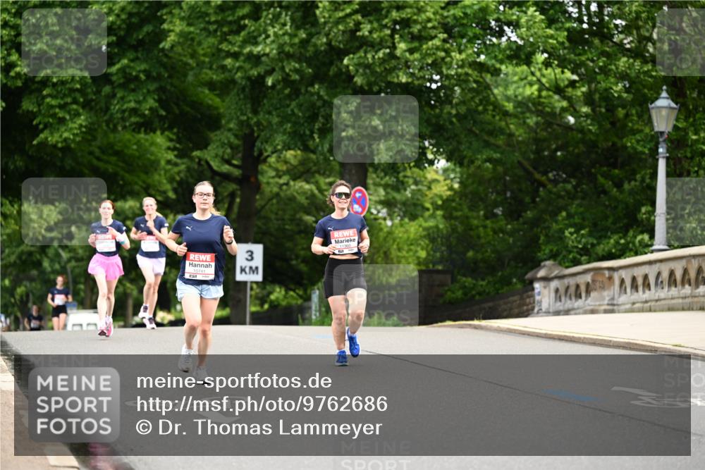14.06.2026 - REWE Women's Run Dr. Thomas Lammeyer http://msf.ph/oto/9762686 14.06.2026 09:35:59 Laufen 3, 11360 meine-sportfotos.de