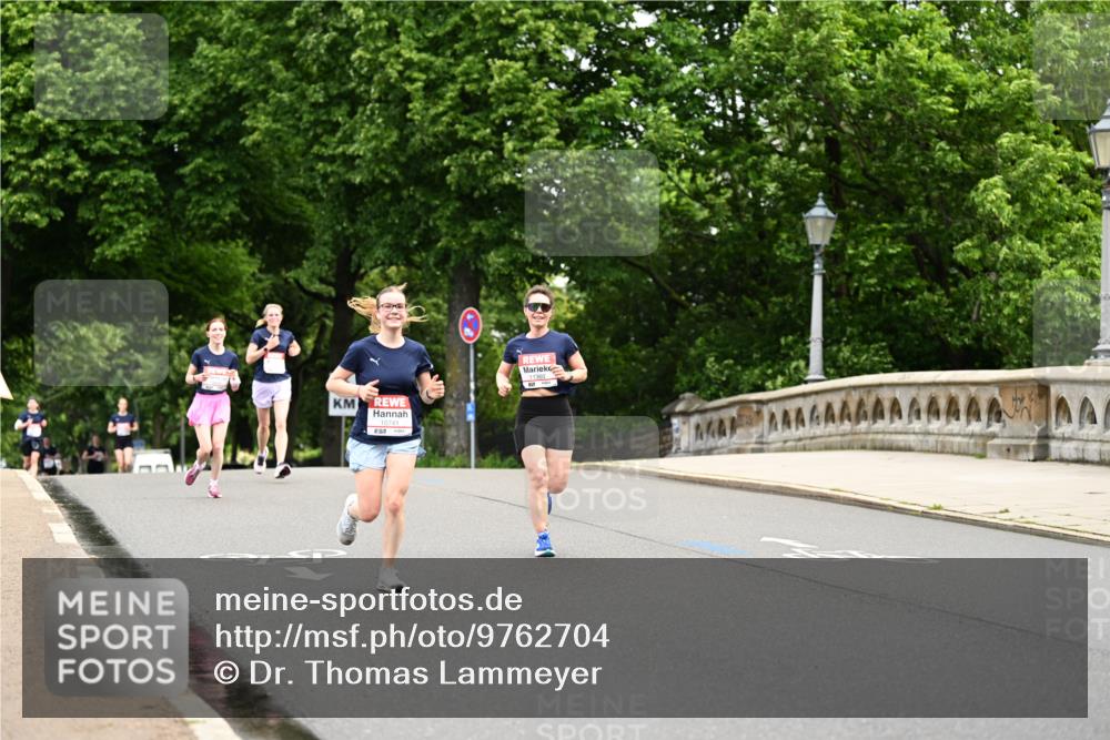 14.06.2026 - REWE Women's Run Dr. Thomas Lammeyer http://msf.ph/oto/9762704 14.06.2026 09:36:00 Laufen 800, 11360, 7 meine-sportfotos.de