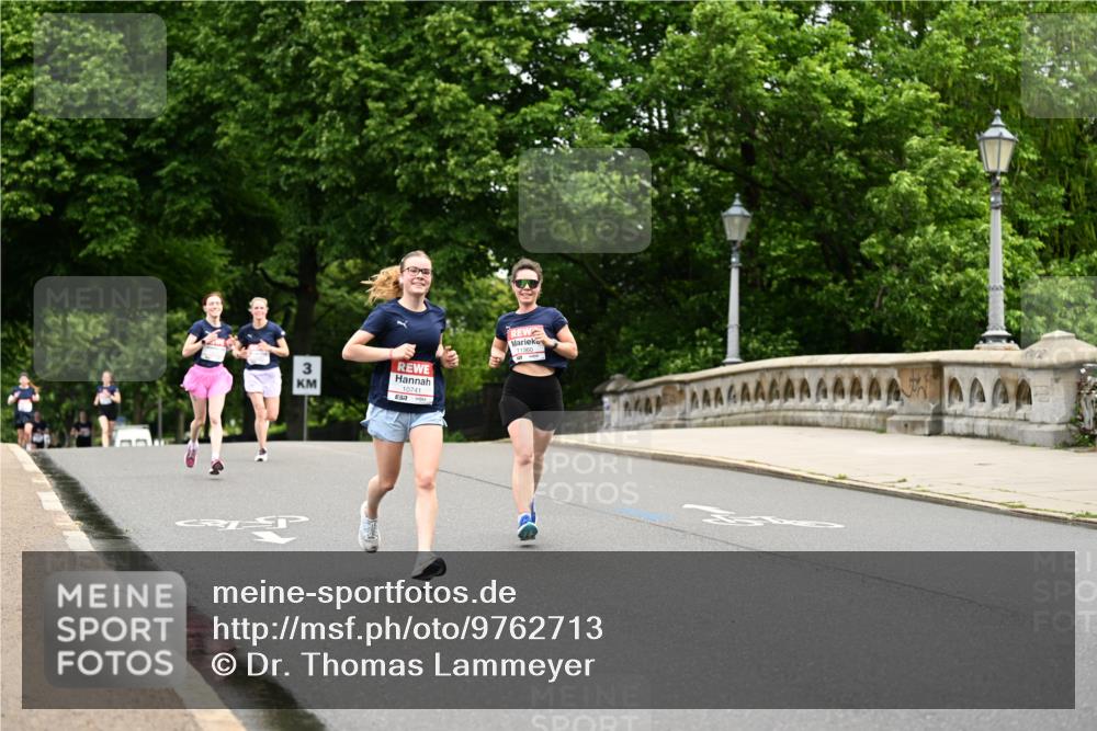 14.06.2026 - REWE Women's Run Dr. Thomas Lammeyer http://msf.ph/oto/9762713 14.06.2026 09:36:01 Laufen 3, 10741, 11360 meine-sportfotos.de