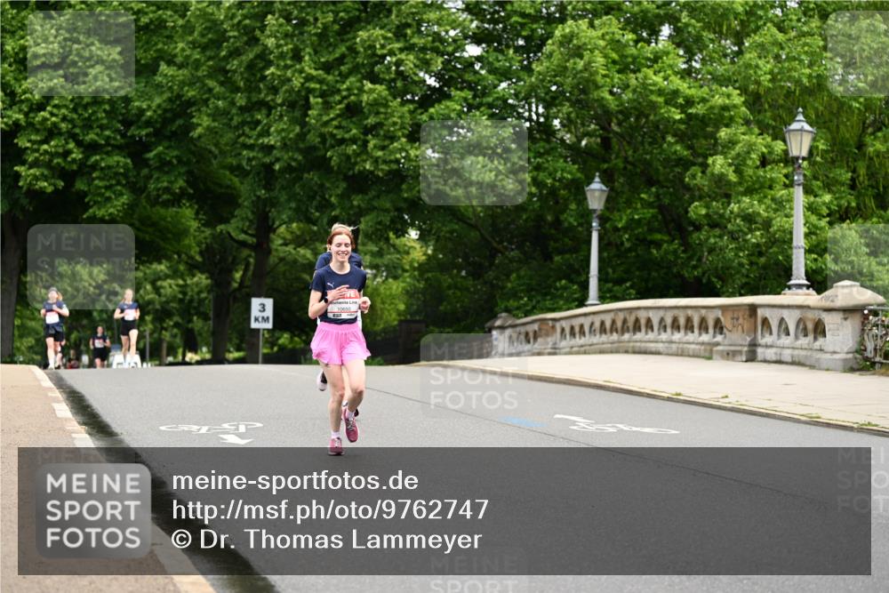 14.06.2026 - REWE Women's Run Dr. Thomas Lammeyer http://msf.ph/oto/9762747 14.06.2026 09:36:03 Laufen 9, 3, 10650 meine-sportfotos.de