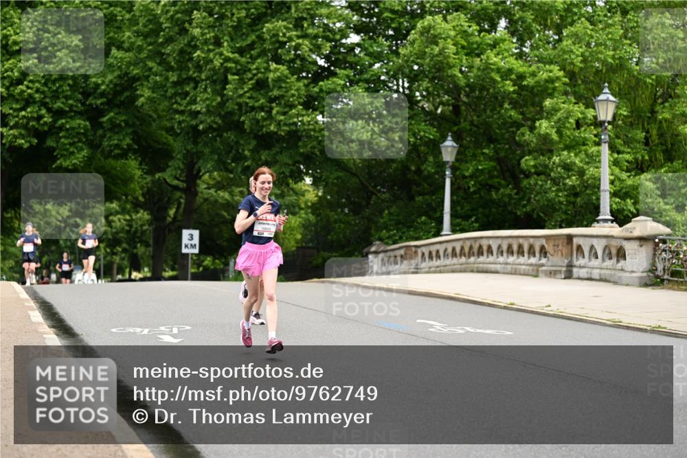 14.06.2026 - REWE Women's Run Dr. Thomas Lammeyer http://msf.ph/oto/9762749 14.06.2026 09:36:03 Laufen 3, 10650 meine-sportfotos.de