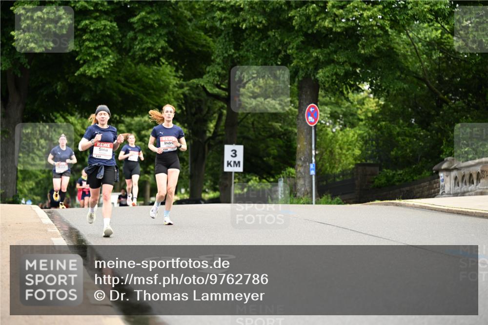 14.06.2026 - REWE Women's Run Dr. Thomas Lammeyer http://msf.ph/oto/9762786 14.06.2026 09:36:08 Laufen 10021, 3 meine-sportfotos.de