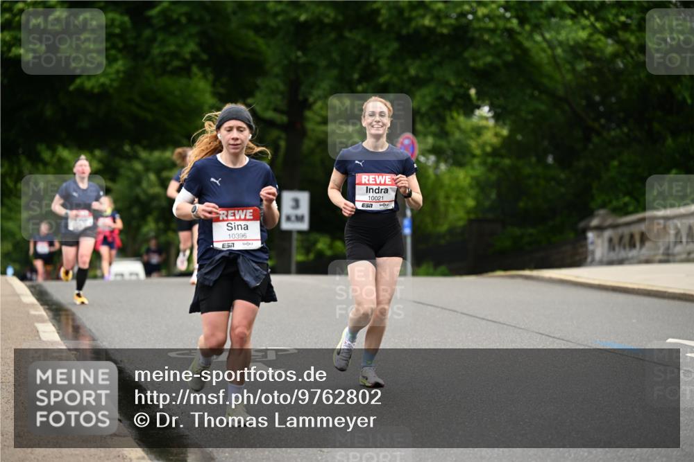 14.06.2026 - REWE Women's Run Dr. Thomas Lammeyer http://msf.ph/oto/9762802 14.06.2026 09:36:11 Laufen 10396, 7, 3, 10021, 7 meine-sportfotos.de
