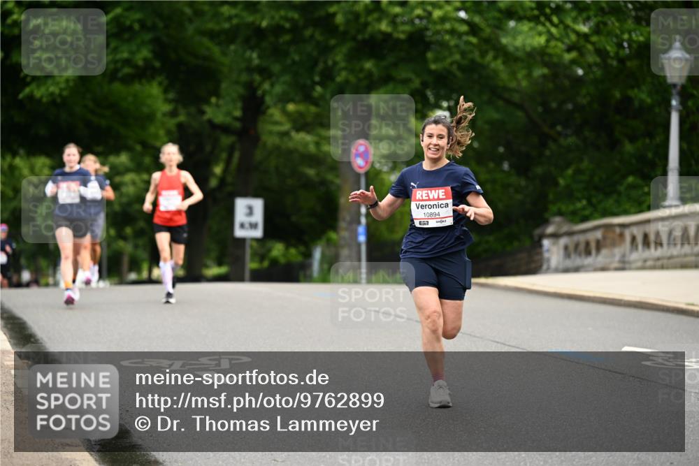 14.06.2026 - REWE Women's Run Dr. Thomas Lammeyer http://msf.ph/oto/9762899 14.06.2026 09:36:25 Laufen 3, 10894, 7 meine-sportfotos.de