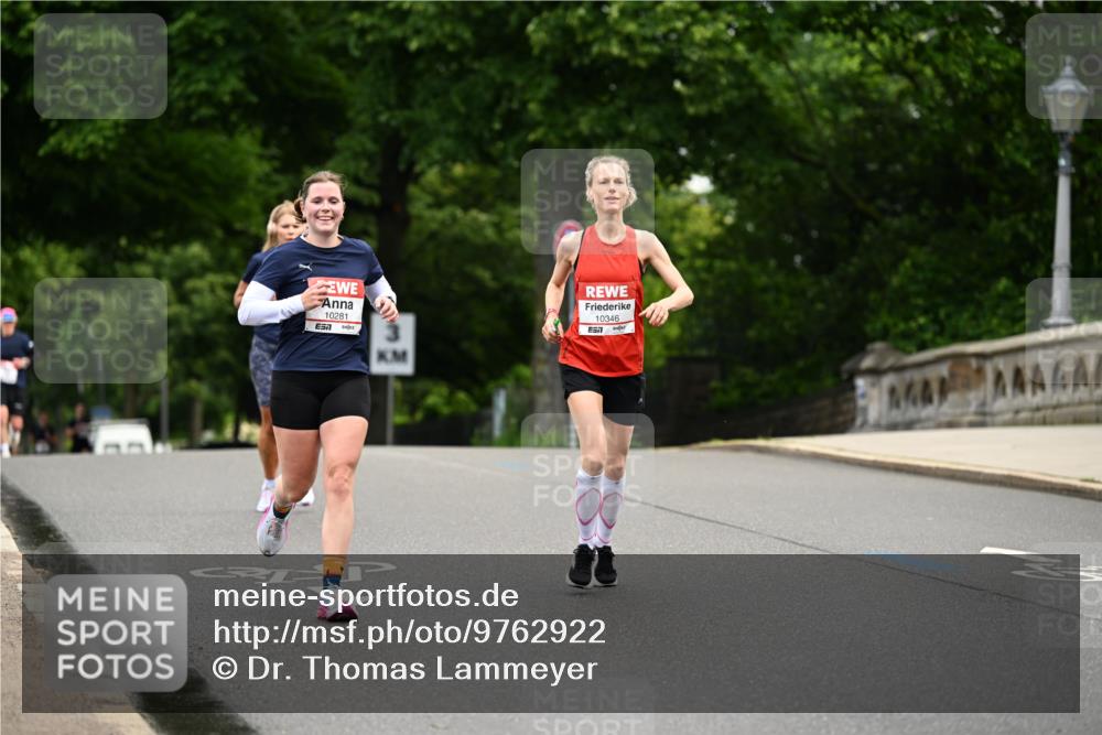 14.06.2026 - REWE Women's Run Dr. Thomas Lammeyer http://msf.ph/oto/9762922 14.06.2026 09:36:28 Laufen 10281, 7, 10346 meine-sportfotos.de
