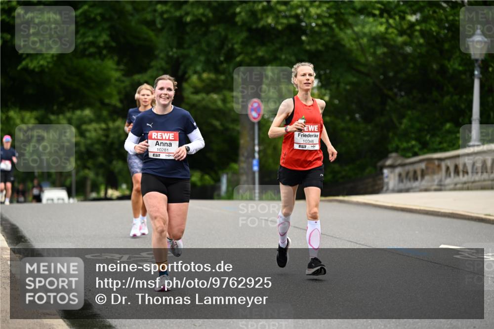 14.06.2026 - REWE Women's Run Dr. Thomas Lammeyer http://msf.ph/oto/9762925 14.06.2026 09:36:28 Laufen 10281, 657, 10346, 57 meine-sportfotos.de