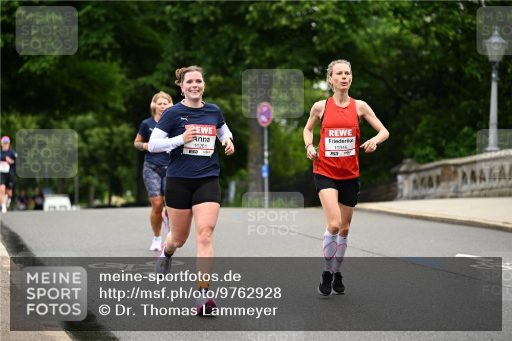 14.06.2026 - REWE Women's Run Dr. Thomas Lammeyer http://msf.ph/oto/9762928 14.06.2026 09:36:29 Laufen 10281, 7, 10346, 7 meine-sportfotos.de