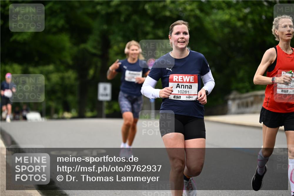 14.06.2026 - REWE Women's Run Dr. Thomas Lammeyer http://msf.ph/oto/9762937 14.06.2026 09:36:30 Laufen 10281, 7, 10346 meine-sportfotos.de