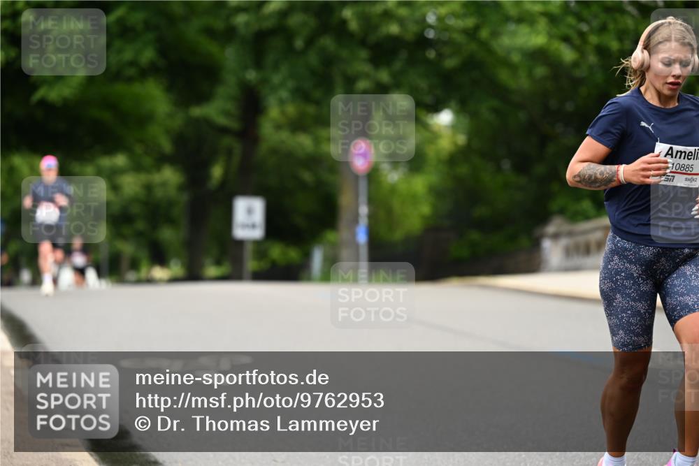 14.06.2026 - REWE Women's Run Dr. Thomas Lammeyer http://msf.ph/oto/9762953 14.06.2026 09:36:32 Laufen 10885 meine-sportfotos.de