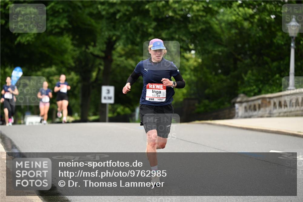 14.06.2026 - REWE Women's Run Dr. Thomas Lammeyer http://msf.ph/oto/9762985 14.06.2026 09:36:37 Laufen 3, 6, 10749, 7 meine-sportfotos.de