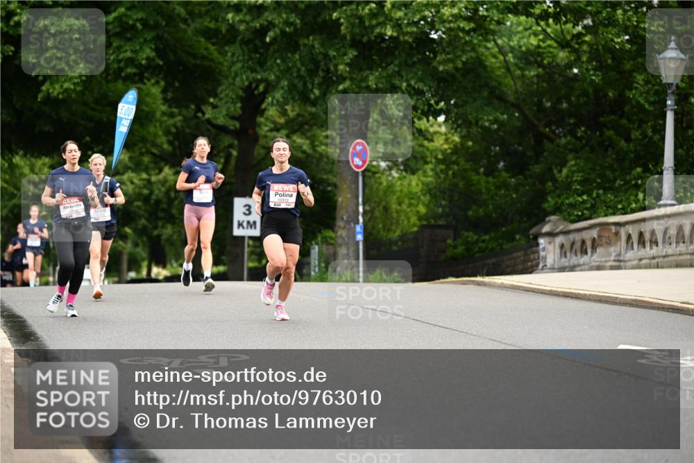 14.06.2026 - REWE Women's Run Dr. Thomas Lammeyer http://msf.ph/oto/9763010 14.06.2026 09:36:41 Laufen 5, 00, 3 meine-sportfotos.de