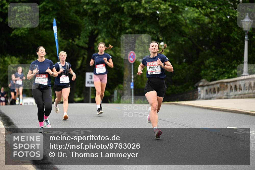 14.06.2026 - REWE Women's Run Dr. Thomas Lammeyer http://msf.ph/oto/9763026 14.06.2026 09:36:43 Laufen 10958, 10312, 57 meine-sportfotos.de