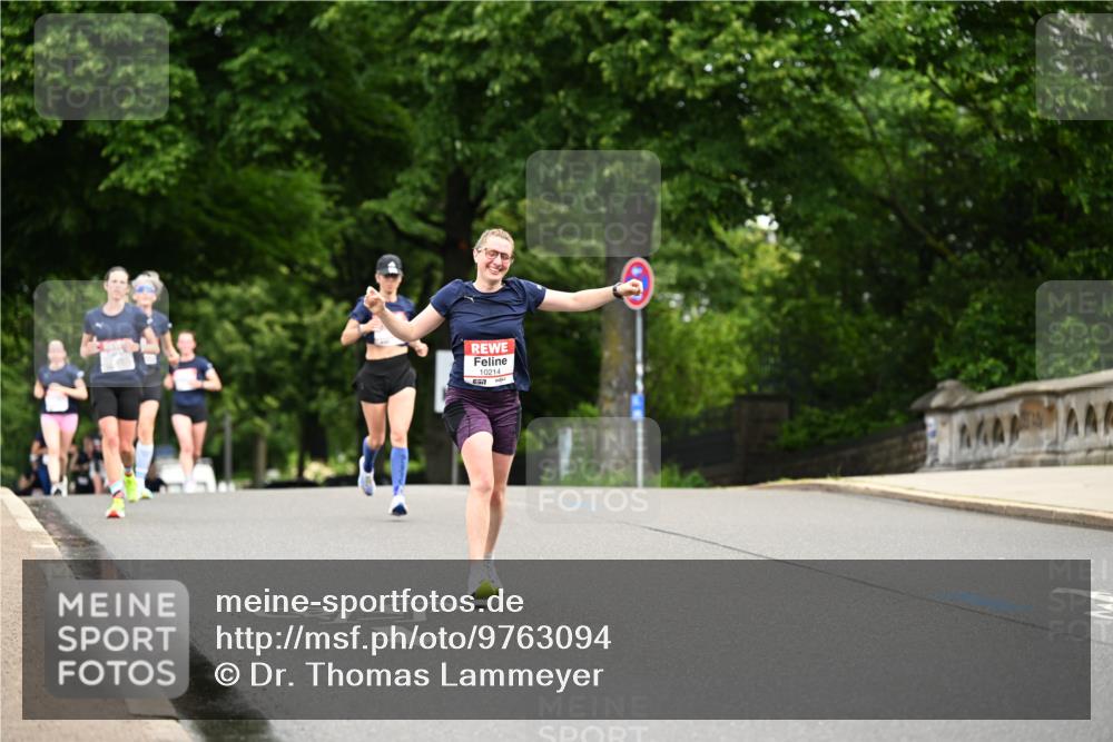 14.06.2026 - REWE Women's Run Dr. Thomas Lammeyer http://msf.ph/oto/9763094 14.06.2026 09:36:54 Laufen 10214, 51 meine-sportfotos.de