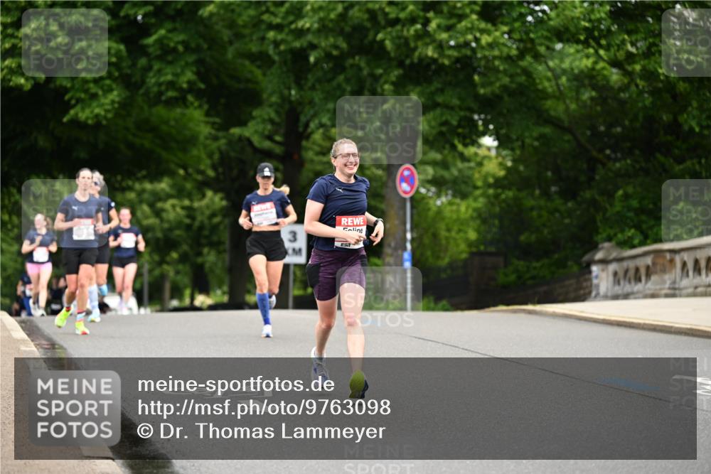 14.06.2026 - REWE Women's Run Dr. Thomas Lammeyer http://msf.ph/oto/9763098 14.06.2026 09:36:54 Laufen 3, 571 meine-sportfotos.de