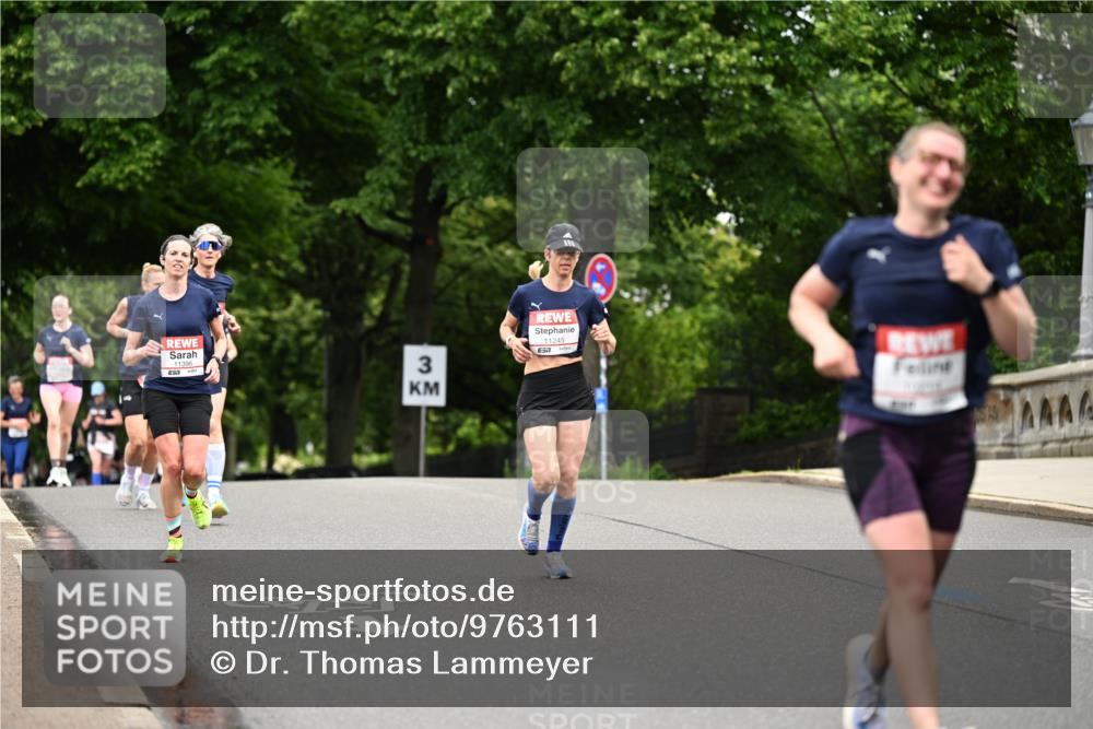 14.06.2026 - REWE Women's Run Dr. Thomas Lammeyer http://msf.ph/oto/9763111 14.06.2026 09:36:56 Laufen 11396, 3, 11245 meine-sportfotos.de