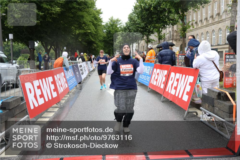 14.06.2026 - REWE Women's Run Strokosch-Dieckow http://msf.ph/oto/9763116 14.06.2026 11:12:13 Ziel 5159, 5215, 5400, 5401, 5602, 5922 meine-sportfotos.de