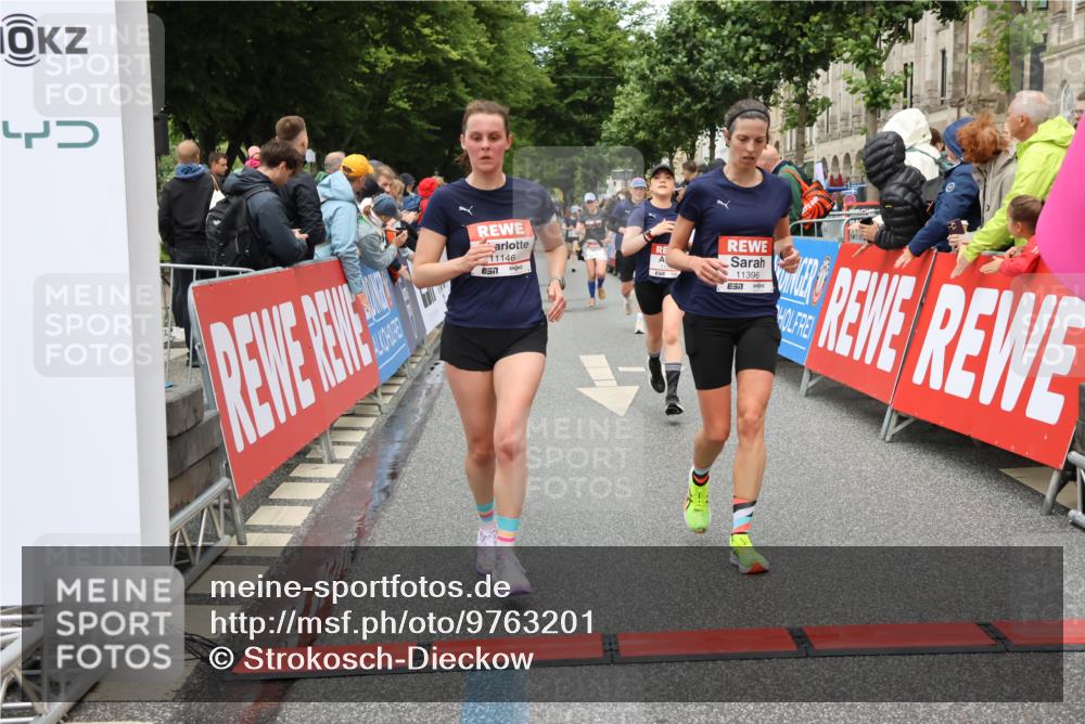 14.06.2026 - REWE Women's Run Strokosch-Dieckow http://msf.ph/oto/9763201 14.06.2026 09:50:50 Ziel 10192, 10749, 11105, 11146, 11207, 11245, 11396 meine-sportfotos.de