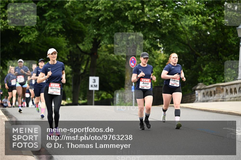 14.06.2026 - REWE Women's Run Dr. Thomas Lammeyer http://msf.ph/oto/9763238 14.06.2026 09:37:11 Laufen 10604, 57, 3, 11207, 7, 10666 meine-sportfotos.de