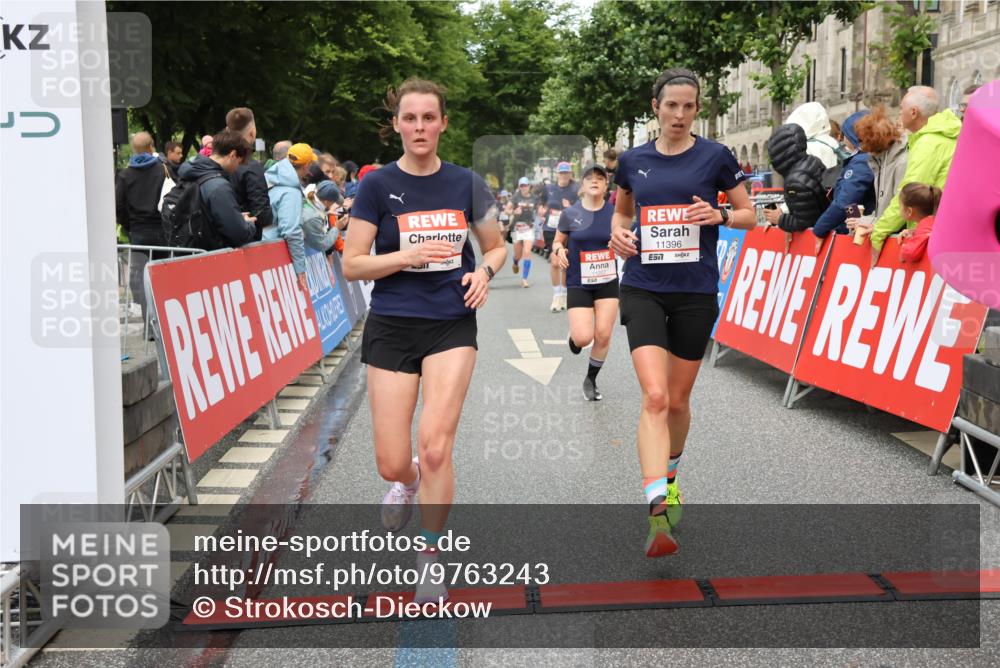 14.06.2026 - REWE Women's Run Strokosch-Dieckow http://msf.ph/oto/9763243 14.06.2026 09:50:50 Ziel 10192, 10749, 11105, 11146, 11207, 11245, 11396 meine-sportfotos.de