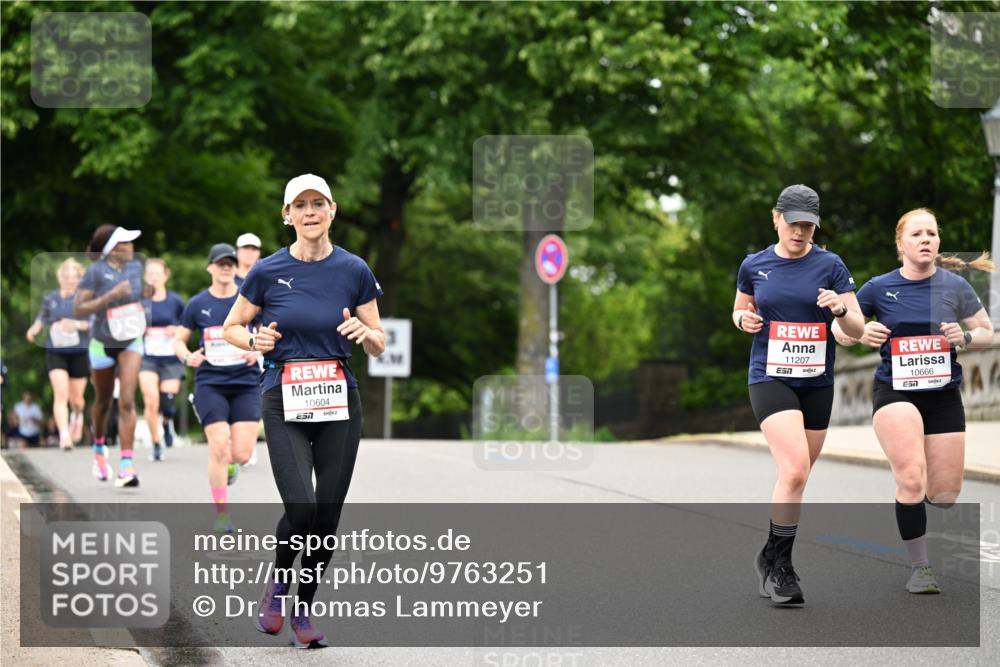 14.06.2026 - REWE Women's Run Dr. Thomas Lammeyer http://msf.ph/oto/9763251 14.06.2026 09:37:12 Laufen 10604, 7, 11207, 57, 10666 meine-sportfotos.de