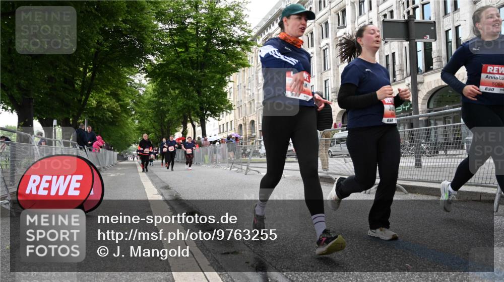 14.06.2026 - REWE Women's Run J. Mangold http://msf.ph/oto/9763255 14.06.2026 11:09:37 Ziel 5060, 5061, 5063, 5145, 5197, 5246, 5472, 5559, 5770, 5855, 5902, 5926, 5974 meine-sportfotos.de