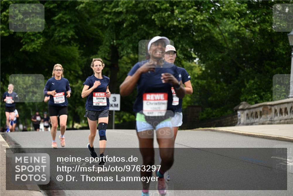 14.06.2026 - REWE Women's Run Dr. Thomas Lammeyer http://msf.ph/oto/9763297 14.06.2026 09:37:16 Laufen 10853, 7, 3 meine-sportfotos.de
