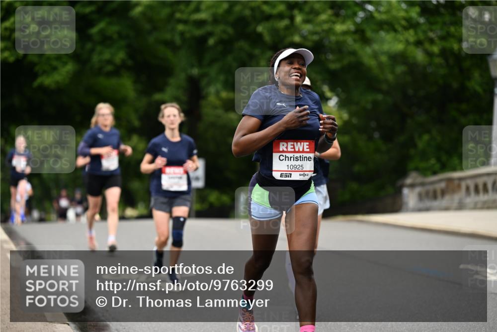 14.06.2026 - REWE Women's Run Dr. Thomas Lammeyer http://msf.ph/oto/9763299 14.06.2026 09:37:16 Laufen 10925 meine-sportfotos.de