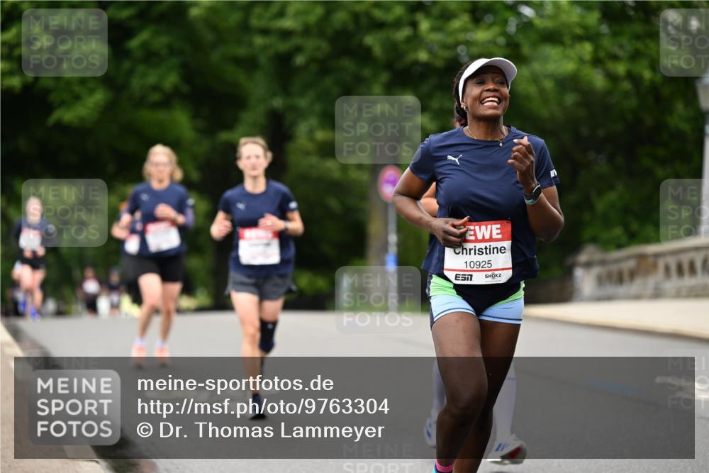 14.06.2026 - REWE Women's Run Dr. Thomas Lammeyer http://msf.ph/oto/9763304 14.06.2026 09:37:16 Laufen 10925, 7 meine-sportfotos.de