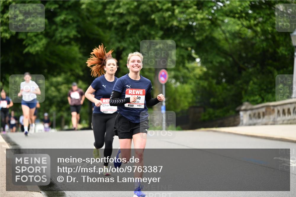 14.06.2026 - REWE Women's Run Dr. Thomas Lammeyer http://msf.ph/oto/9763387 14.06.2026 09:37:23 Laufen 244, 7, 857 meine-sportfotos.de