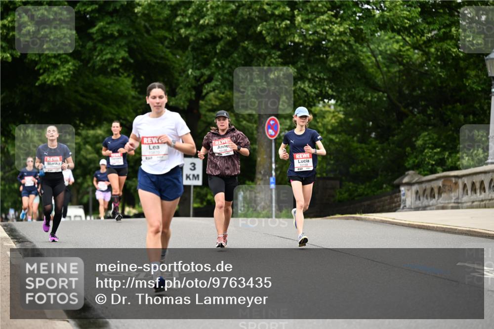 14.06.2026 - REWE Women's Run Dr. Thomas Lammeyer http://msf.ph/oto/9763435 14.06.2026 09:37:27 Laufen 10870, 3, 10192, 10159 meine-sportfotos.de