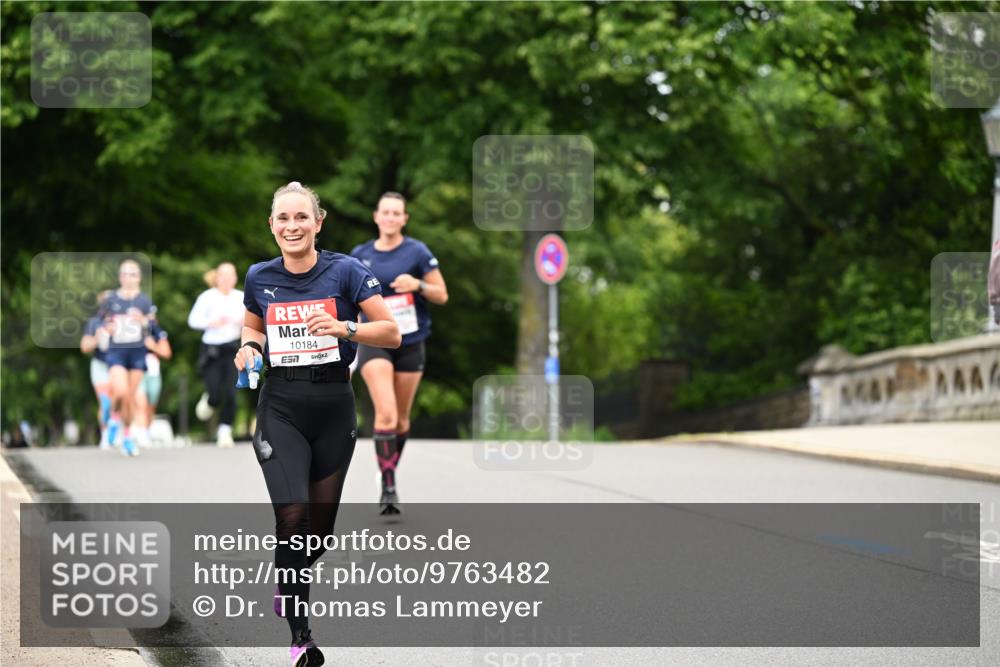 14.06.2026 - REWE Women's Run Dr. Thomas Lammeyer http://msf.ph/oto/9763482 14.06.2026 09:37:31 Laufen 10184, 657 meine-sportfotos.de