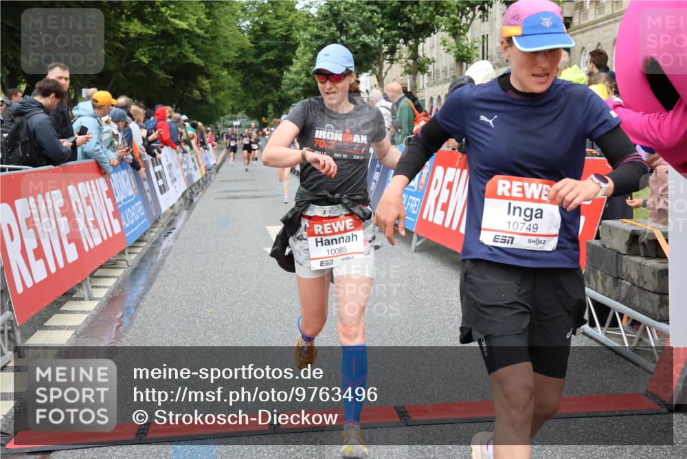 14.06.2026 - REWE Women's Run Strokosch-Dieckow http://msf.ph/oto/9763496 14.06.2026 09:50:56 Ziel 10085, 10159, 10192, 10749, 11105, 11146, 11207, 11396 meine-sportfotos.de