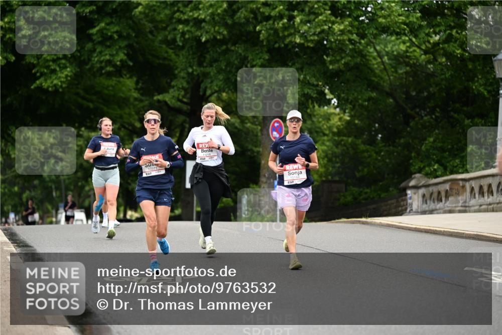 14.06.2026 - REWE Women's Run Dr. Thomas Lammeyer http://msf.ph/oto/9763532 14.06.2026 09:37:35 Laufen 10971, 517, 11218, 10144 meine-sportfotos.de