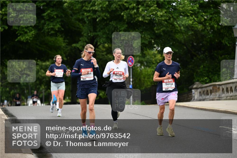 14.06.2026 - REWE Women's Run Dr. Thomas Lammeyer http://msf.ph/oto/9763542 14.06.2026 09:37:36 Laufen 10971, 57502, 11218, 0, 10144, 57 meine-sportfotos.de
