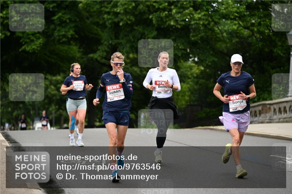 14.06.2026 - REWE Women's Run Dr. Thomas Lammeyer http://msf.ph/oto/9763546 14.06.2026 09:37:36 Laufen 10971, 57, 11218, 10144 meine-sportfotos.de