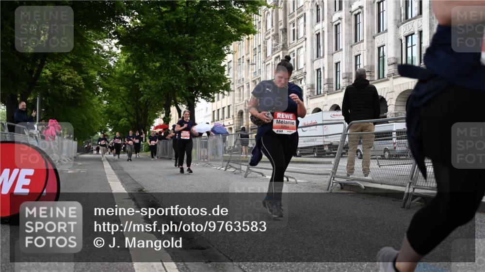 14.06.2026 - REWE Women's Run J. Mangold http://msf.ph/oto/9763583 14.06.2026 11:10:32 Ziel 5120, 5123, 5124, 5125, 5126, 5127, 5254, 5606, 5763, 5879 meine-sportfotos.de