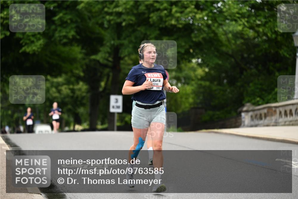 14.06.2026 - REWE Women's Run Dr. Thomas Lammeyer http://msf.ph/oto/9763585 14.06.2026 09:37:39 Laufen 3, 6, 0286 meine-sportfotos.de