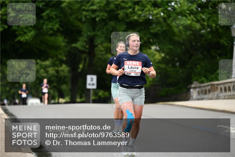 14.06.2026 - REWE Women's Run Dr. Thomas Lammeyer http://msf.ph/oto/9763589 14.06.2026 09:37:39 Laufen 3, 10286 meine-sportfotos.de